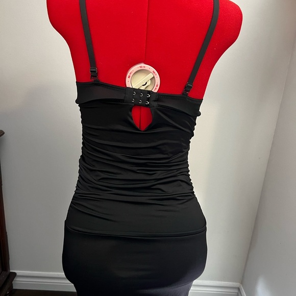 Black shape-wear - Picture 3 of 7